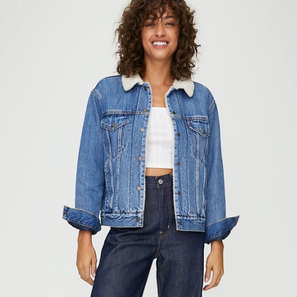 Levi’s Ex Bf Sherpa Jacket - Picture 3 of 5